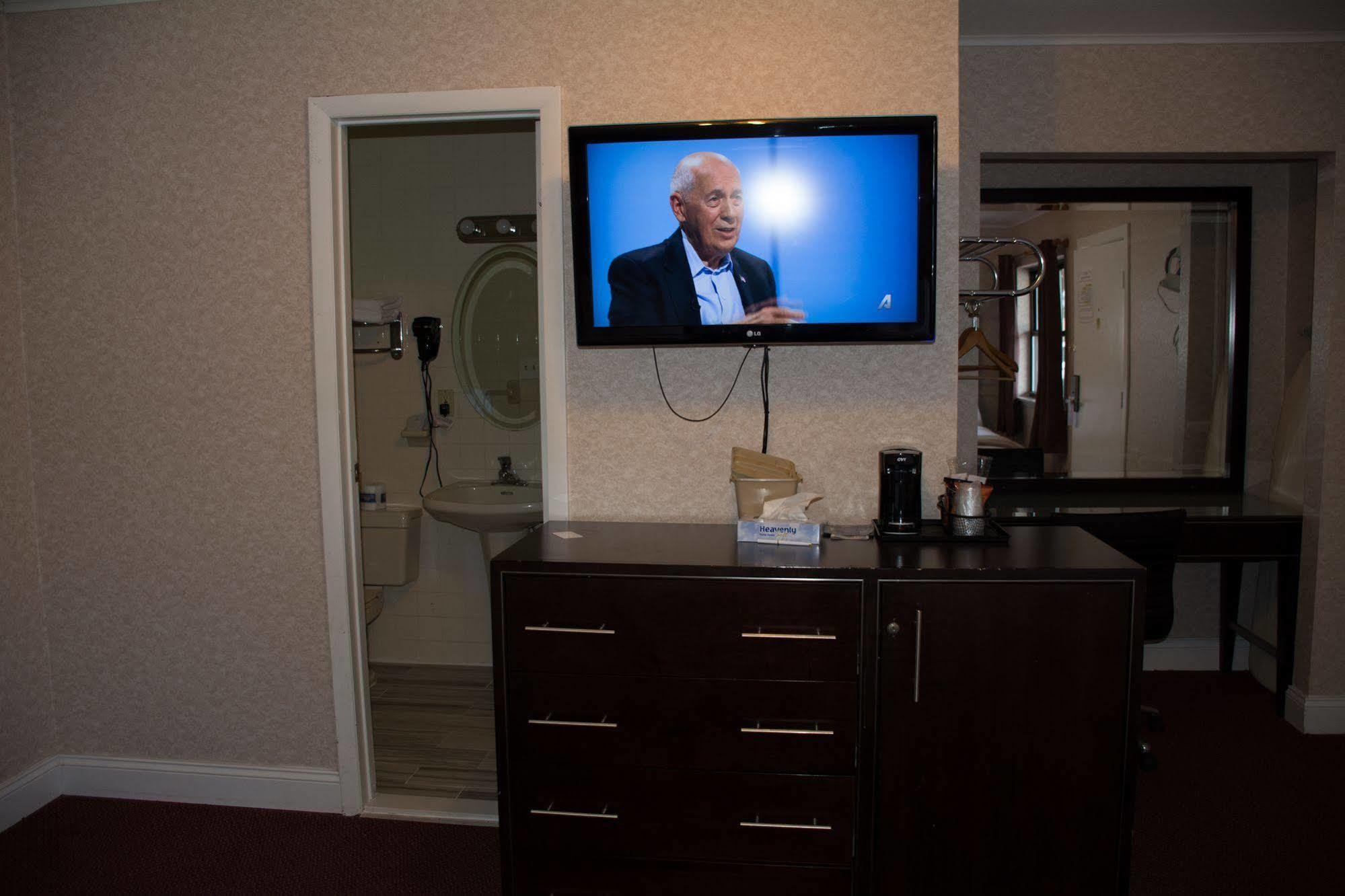 Atlantic Inn And Suites - Wall Township Екстериор снимка