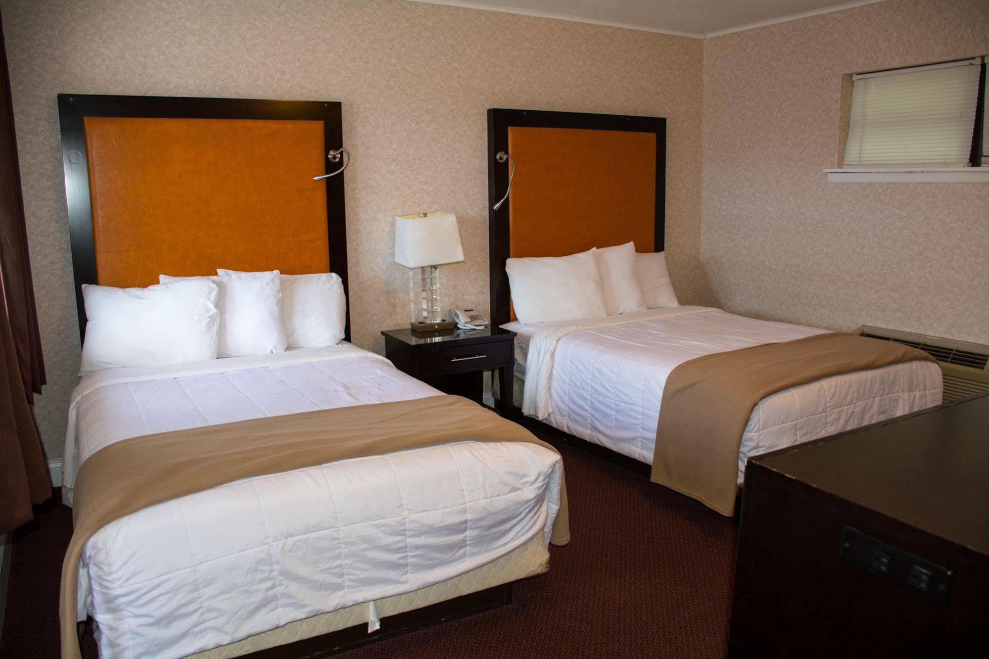 Atlantic Inn And Suites - Wall Township Екстериор снимка