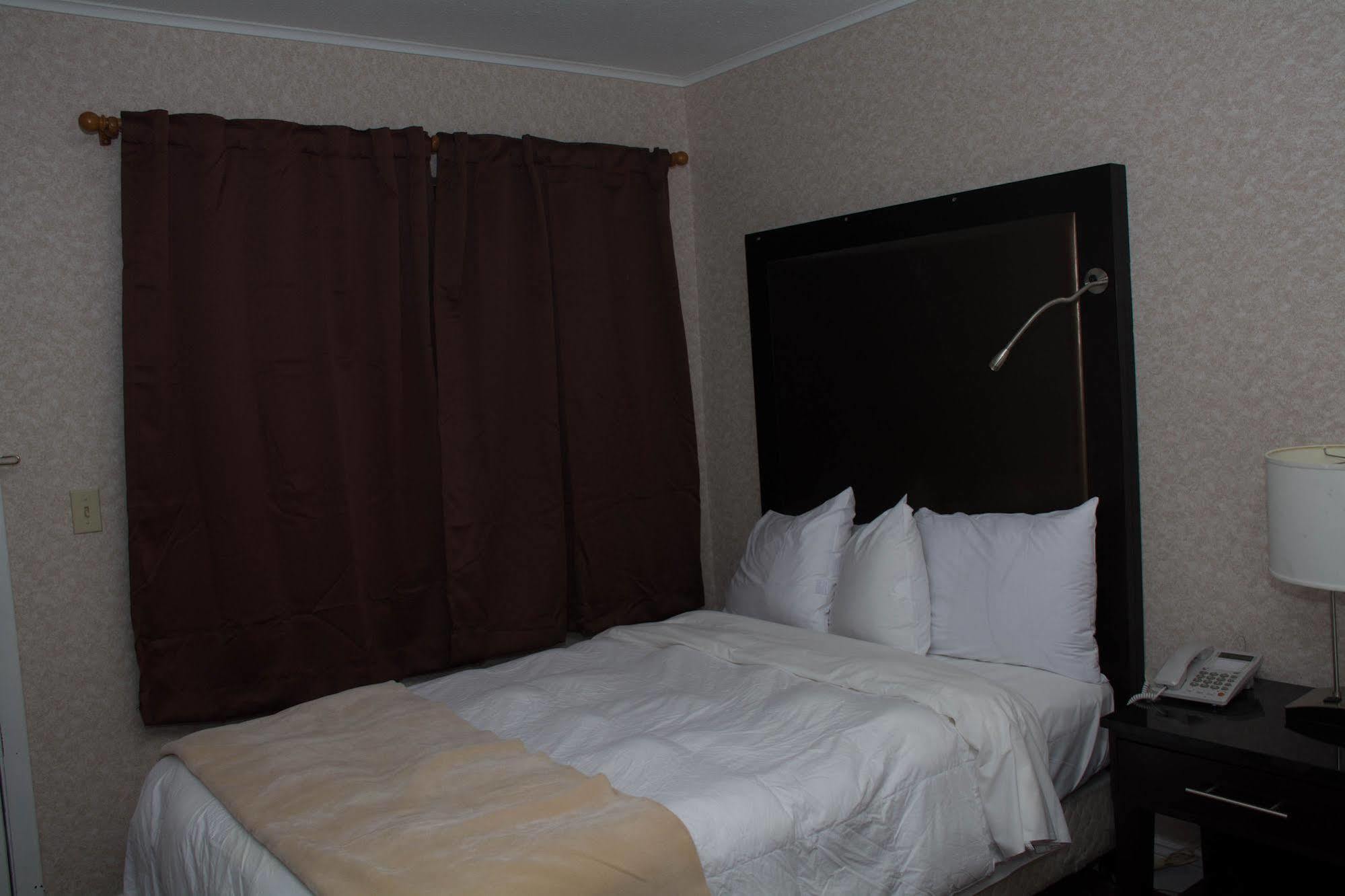 Atlantic Inn And Suites - Wall Township Екстериор снимка